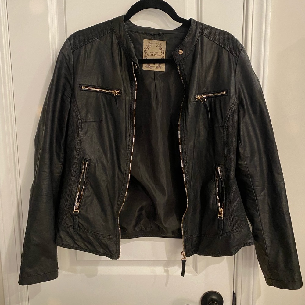 Black leather jacket with gold zipper details - medium